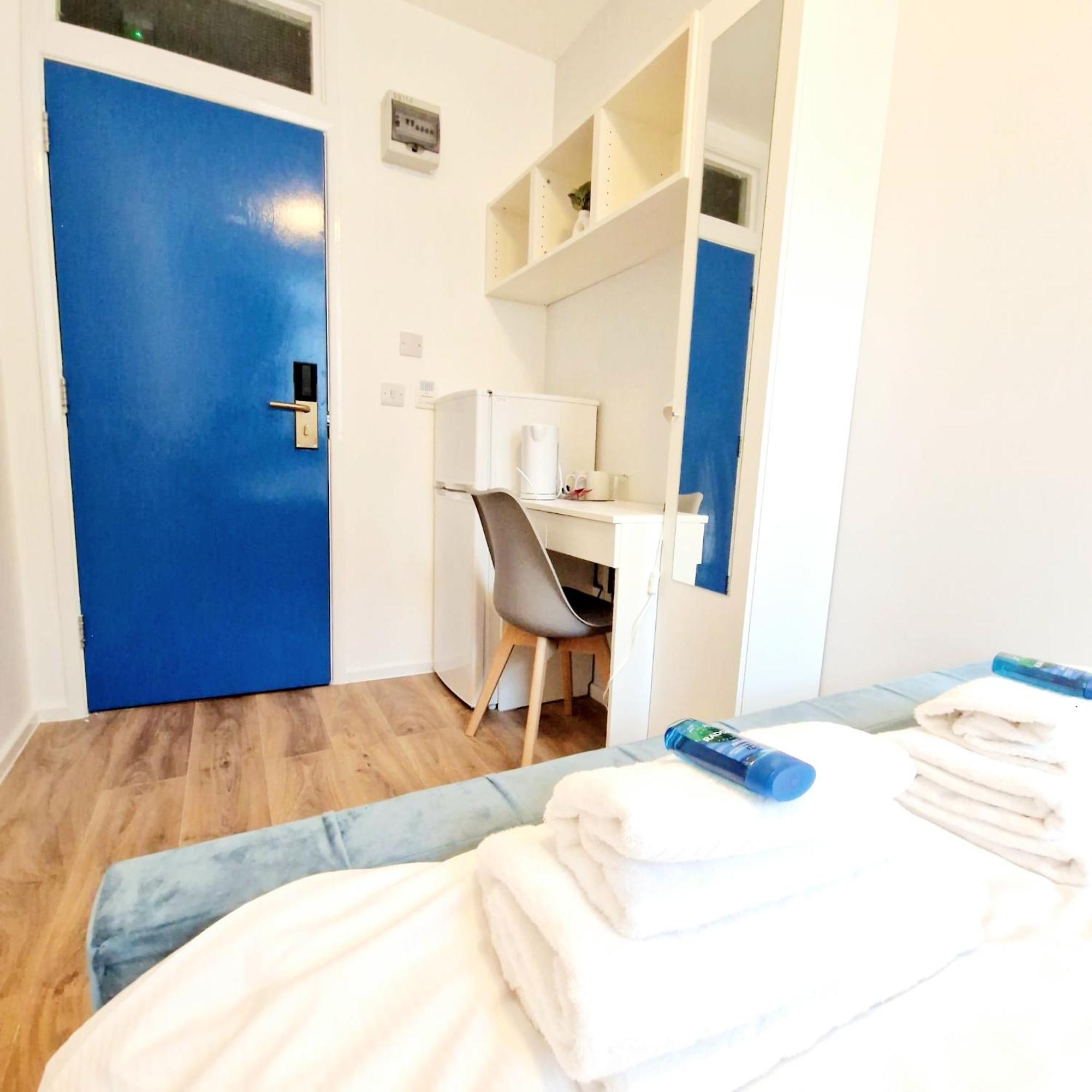 Crendon House Boutique Hotel High Wycombe Buckinghamshire Экстерьер фото